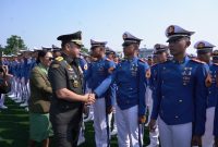 Jelang Upacara Prasetya Perwira (Praspa) Tahun 2026, Kepala Staf Angkatan Darat (Kasad) Jenderal TNI Maruli Simanjuntak, M.Sc., menghadiri Upacara Penutupan Pendidikan Calon Perwira Remaja (Capaja) Taruna Akademi TNI di Markas Besar (Mabes) TNI, Cilangkap, Jakarta Timur, Kamis (16/7/2026).