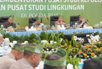 Polri terus memperkuat transformasi menuju institusi yang modern, adaptif, dan Presisi melalui pengembangan ekosistem ilmu kepolisian berbasis riset, inovasi, serta kolaborasi dengan perguruan tinggi di seluruh Indonesia.