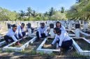 Komando Daerah Angkatan Laut (Kodaeral) VIII menggelar kerja bakti massal di Taman Makam Pahlawan (TMP) Kairagi, Manado, sebagai bentuk penghormatan kepada para pahlawan sekaligus menjaga kebersihan lingkungan.