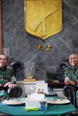 Pangdam XIII/Mdk dan Wakaster TNI Perkuat Sinergi Wilayah