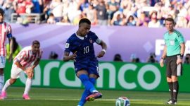 Timnas Prancis memastikan langkah ke babak perempat final Piala Dunia 2026 setelah menundukkan Paraguay dengan skor tipis 1-0 pada laga babak 16 besar di Philadelphia Stadium, Minggu (5/7/2026).
