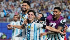 Argentina memastikan langkah ke semifinal Piala Dunia 2026 setelah menundukkan Timnas Swiss dengan skor 3-1 melalui babak tambahan waktu dalam laga perempat final yang berlangsung di Kansas City Stadium, Minggu (12/7/2026).