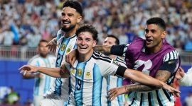 Argentina memastikan langkah ke semifinal Piala Dunia 2026 setelah menundukkan Timnas Swiss dengan skor 3-1 melalui babak tambahan waktu dalam laga perempat final yang berlangsung di Kansas City Stadium, Minggu (12/7/2026).