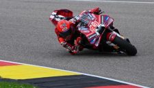 Marc Marquez sukses memperketat persaingan papan atas klasemen MotoGP 2026 usai menjuarai MotoGP Jerman di Sirkuit Sachsenring, Minggu (12/7/2026).
