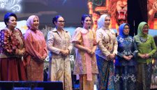 Ketua Umum Seruni Kabinet Merah Putih, Selvi Gibran Rakabuming, resmi membuka Bazar Kreasi Bhayangkari Nusantara (KBN) 2026 di Jakarta Convention Center (JCC), Rabu (22/7/2026).