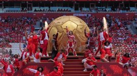 Piala Dunia 2026 tidak hanya mencatat sejarah dari sisi olahraga, tetapi juga menjadi pencapaian besar dalam industri bisnis sepak bola dunia.