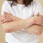 Penyakit autoimun dapat menyerang siapa saja, tetapi perempuan memiliki risiko yang jauh lebih tinggi dibandingkan laki-laki.
