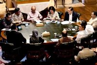 Presiden Prabowo Subianto menerima Ketua Dewan Ekonomi Nasional (DEN) Luhut Binsar Pandjaitan, beserta jajaran Dewan Ekonomi Nasional di kediaman pribadinya di Hambalang, Kabupaten Bogor, Provinsi Jawa Barat, pada Selasa petang, 14 Juli 2026. Foto: BPMI Setpres/Rusman