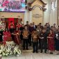Bupati Minahasa, Dr. Robby Dondokambey, S.Si., M.AP., didampingi Ketua Tim Penggerak PKK Kabupaten Minahasa, Martina W. Dondokambey - Lengkong, beserta jajaran Pemerintah Kabupaten Minahasa menghadiri Ibadah Syukur Hari Ulang Tahun (HUT) ke-37 Jemaat GMIM Riedel Wawalintouan, Wilayah Tondano Dua, pada Minggu (30/8/2026).