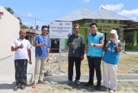 PT PLN (Persero) Unit Induk Distribusi Sulawesi Utara, Sulawesi Tengah, dan Gorontalo (UID Suluttenggo) melalui Unit Pelaksana Pelayanan Pelanggan (UP3) Gorontalo meresmikan bantuan Program Tanggung Jawab Sosial dan Lingkungan (TJSL) di Kelurahan Tilihuwa, Kecamatan Limboto, Kabupaten Gorontalo, pada Jumat (17/7).