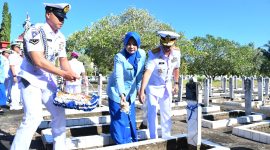 Peringatan Hari Ulang Tahun (HUT) ke-1 Kodaeral VIII diisi dengan ziarah rombongan ke Taman Makam Pahlawan (TMP) Kairagi, Manado, Senin (3/8/2026).