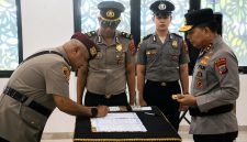 Kombes Pol Yandrie Philips Makaminan resmi menjabat Direktur Reserse Narkoba (Dirresnarkoba) Polda Sulawesi Utara.