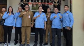Ketua FKDM Provinsi Sulawesi Utara, Stefanus Sumampouw dan Tim