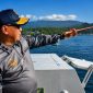 Pangdam XIII/Merdeka Mayjen TNI Mirza Agus menghadiri Joy Sailing dan bakti sosial dalam rangka HUT ke-1 Kodaeral VIII di Kota Bitung, Sulawesi Utara, Jumat (14/8/2026).