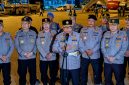 Kadivhumas Polri Irjen Pol Johnny Eddizon Isir saat memberikan keterangan.