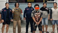 URC Resmob Polres Tomohon mengamankan seorang pria berinisial FRW (39), yang diduga menikam FM (29) menggunakan senjata tajam di Kelurahan Matani Satu, Kecamatan Tomohon Tengah, Kota Tomohon.