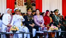 Kapolda Sulawesi Utara Irjen Pol Roycke Harry Langie menghadiri upacara HUT ke-81 Kemerdekaan RI di Lapangan Kantor Gubernur Sulut, Senin (17/8/2026).