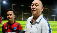 Usai mengikuti rangkaian peringatan HUT ke-81 Kemerdekaan RI, personel Ditpolairud Polda Sulawesi Utara memilih menjaga kebugaran dengan bermain mini soccer bersama Persma AllStar.