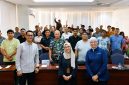 Tampak Depan: Juru Bicara KPK Budi Prasetyo (kanan),Analis Pemberantasan Tindak Pidana Korupsi Direktorat Gratifikasi dan Pelayanan Publik KPK Hafidhah Rifqiyah (tengah),Kepala Biro Humas KPK, Yuyuk Andriati Iskak (kiri), Tampak belakang jurnalis Sulut.(ist)