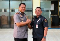 Kapolres Bitung AKBP Arie Sulistyo Nugroho menerima audiensi pengurus Senkom Kota Bitung, Jumat (21/8/2026).