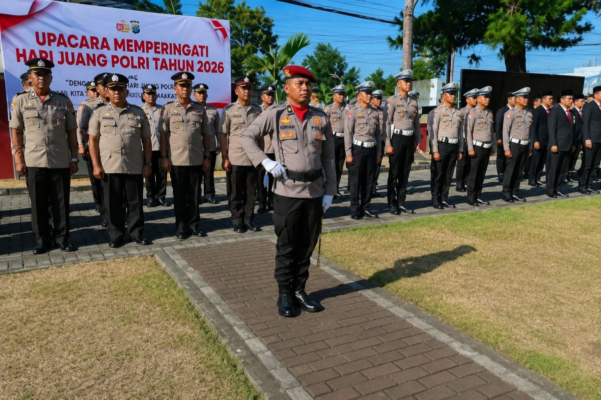 Polres Bitung memperingati Hari Juang Polri 2026 melalui upacara di Lapangan Upacara Polres Bitung, Jumat (21/8/2026).