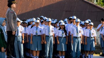 Peringatan Hari Jadi ke-78 Polisi Wanita (Polwan) Tahun 2026 di Sulawesi Utara diwarnai kegiatan edukatif bagi generasi muda.