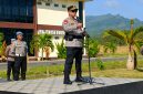 Kapolres Bolaang Mongondow Timur (Boltim) AKBP Golfried Hasiholan Pakpahan memberikan tiga penekanan penting kepada seluruh personel saat memimpin apel pagi di Lapangan Mako Polres Boltim, Senin (24/8/2026).