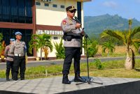 Kapolres Bolaang Mongondow Timur (Boltim) AKBP Golfried Hasiholan Pakpahan memberikan tiga penekanan penting kepada seluruh personel saat memimpin apel pagi di Lapangan Mako Polres Boltim, Senin (24/8/2026).