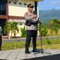 Kapolres Bolaang Mongondow Timur (Boltim) AKBP Golfried Hasiholan Pakpahan memberikan tiga penekanan penting kepada seluruh personel saat memimpin apel pagi di Lapangan Mako Polres Boltim, Senin (24/8/2026).