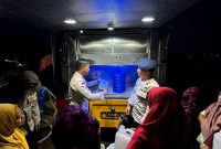 Kesulitan mendapatkan air bersih masih menjadi persoalan yang dihadapi warga terdampak gempa bumi di sejumlah lokasi pengungsian di Nusa Tenggara Timur.