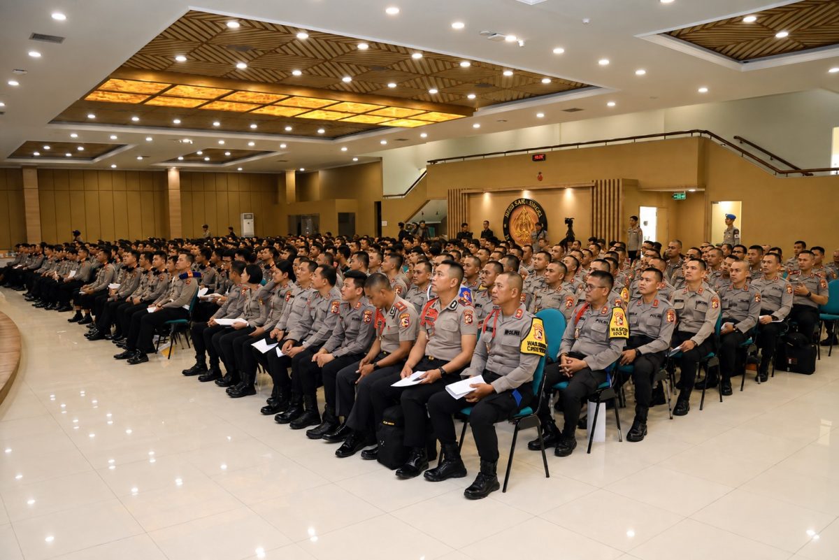 Polri memperkuat pencegahan kebakaran hutan dan lahan (karhutla) dengan mengedepankan edukasi serta peningkatan kesadaran masyarakat di daerah rawan kebakaran.