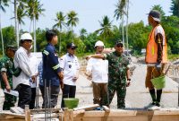 Pangdam XIII/Merdeka Mayjen TNI Mirza Agus, S.I.P., meninjau langsung progres pembangunan Markas Batalyon Infanteri Teritorial Pembangunan (Yonif TP) 915/Bitu'o di Kecamatan Tilamuta, Kabupaten Boalemo, Gorontalo, Rabu (26/8/2026).