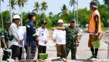 Pangdam XIII/Merdeka Mayjen TNI Mirza Agus, S.I.P., meninjau langsung progres pembangunan Markas Batalyon Infanteri Teritorial Pembangunan (Yonif TP) 915/Bitu'o di Kecamatan Tilamuta, Kabupaten Boalemo, Gorontalo, Rabu (26/8/2026).