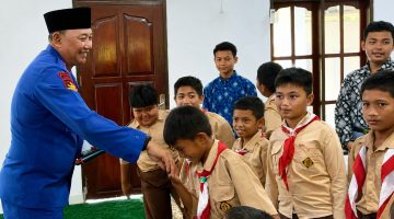 Suasana religius dan penuh kebersamaan mewarnai peringatan Maulid Nabi Muhammad SAW 1448 Hijriah yang digelar Ditpolairud Polda Sulawesi Utara.