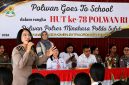 Memperingati Hari Jadi Polisi Wanita (Polwan) Republik Indonesia ke-78 tahun 2026, jajaran Polwan Polres Minahasa menggelar kegiatan Polwan Goes To School di SMP Negeri 1 Tondano, Rabu (26/8/2026).