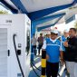 PT PLN (Persero) memperkuat ekosistem kendaraan listrik di Sulawesi Tengah dengan menambah fasilitas Stasiun Pengisian Kendaraan Listrik Umum (SPKLU) Center berteknologi fast charging di Kantor PLN UP3 Palu.