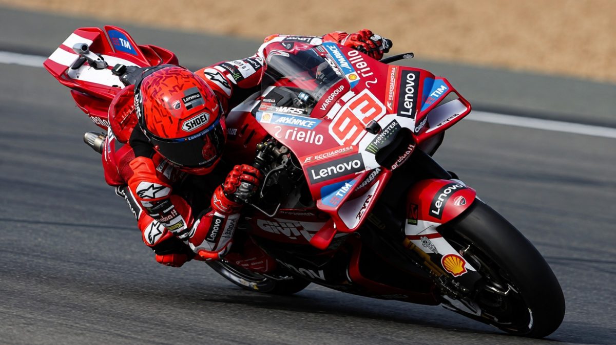 Marc Marquez mengawali MotoGP Aragon 2026 dengan hasil gemilang setelah menjadi pembalap tercepat pada sesi latihan bebas pertama (FP1).