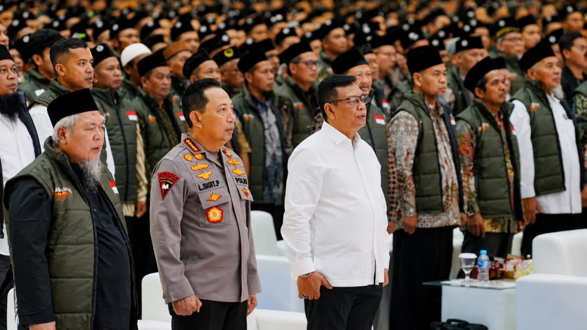 Kapolri Jenderal Polisi Listyo Sigit Prabowo mendorong Garda Satya NKRI terus mengambil peran positif dalam menjaga keamanan, memperkuat persatuan, dan mempertahankan keutuhan Negara Kesatuan Republik Indonesia (NKRI).