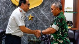 Pangdam XIII/Merdeka Mayjen TNI Mirza Agus, S.I.P., menerima audiensi Kepala Kantor Wilayah Direktorat Jenderal Imigrasi Sulawesi Utara I Gusti Bagus M. Ibrahim bersama rombongan di Makodam XIII/Merdeka, Manado, Senin (31/8/2026).