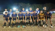 Marine Police FC dari Direktorat Polisi Perairan dan Udara (Ditpolairud) Polda Sulawesi Utara memastikan tiket ke babak 16 besar Turnamen HUT RI ke-81 dan HUT Kodaeral VIII ke-1 usai bermain imbang 2-2 melawan tuan rumah Kodaeral VIII Manado.