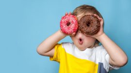 Obesitas pada anak menjadi perhatian karena kelebihan berat badan dapat meningkatkan risiko berbagai masalah kesehatan.