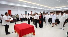 Bupati Minahasa, Dr. Robby Dondokambey, S,Si, MAP lantik sejumlah Pejabat Administrator dan Jabatan Pengawas di Lingkungan Pemerintah Kabupaten Minahasa. Rabu, (2/9/2026) di Ruang Sidang Kantor Bupati Minahasa.