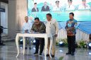 Bupati Minahasa, Dr. Robby Dondokambey, S.Si., MAP., Penandatanganan MoU dan Penguatan Kapasitas Hak Asasi Manusia (HAM) bagi Aparatur Sipil Negara (ASN), pelajar, serta pelaku usaha.
