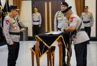 Kapolri Jenderal Polisi Listyo Sigit Prabowo memimpin upacara Serah Terima Jabatan (Sertijab) sejumlah pejabat utama Polri dan Kapolda di Mabes Polri, Jakarta, Rabu (2/9/2026).
