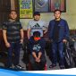 Foto Dok: Unit Opsnal URC Resmob Polsek Tomohon Tengah bersama tersangka dan barang bukti. 