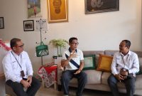 Memperingati Hari Pelanggan Nasional (HPN) 2026, PLN UP3 Gorontalo menghadirkan program PLN Goes To You dengan menyapa pelanggan secara langsung.