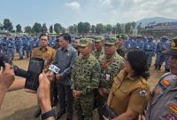 Kementerian Pertahanan (Kemhan) RI menggelar Latihan Kader Bela Negara bagi aparatur sipil negara (ASN), Buruh dan Swasta, di Rindam XIII/Merdeka, Tomohon, Sulawesi Utara.