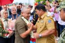 Kapolda Sulawesi Utara Brigjen Pol Yudo Hermanto, S.I.K., M.M., bersama Ketua Bhayangkari Daerah Sulawesi Utara Ny. Shinta Yudo Hermanto, tiba di Kota Manado, Selasa (8/9/2026) siang.