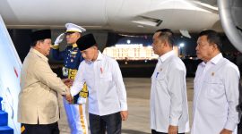 Presiden Prabowo dan rombongan mendarat di Pangkalan TNI AU Halim Perdanakusuma, Jakarta pada Senin, 14 September 2026. Foto: BPMI Setpres/Rusman