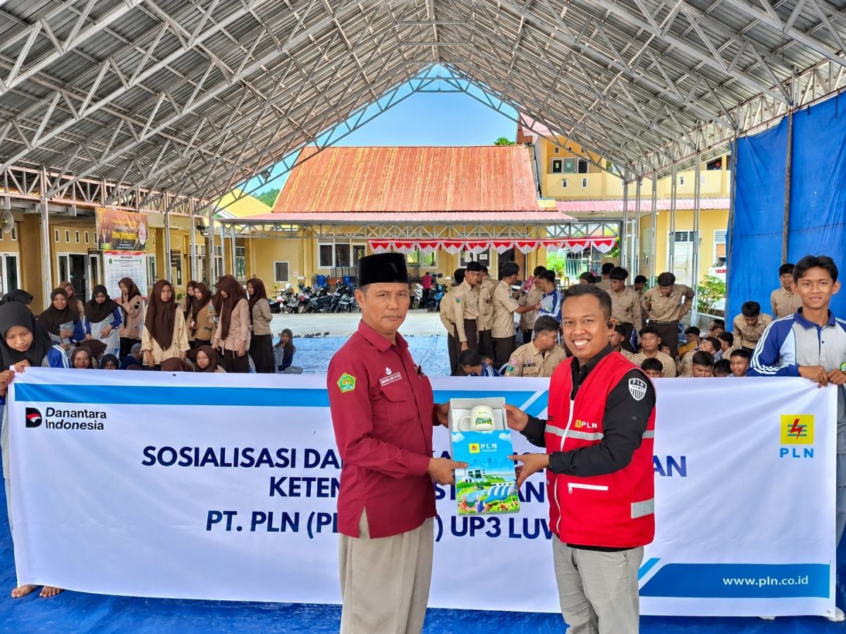 PLN UP3 Luwuk terus mendorong budaya keselamatan ketenagalistrikan di tengah masyarakat melalui edukasi sejak dini.